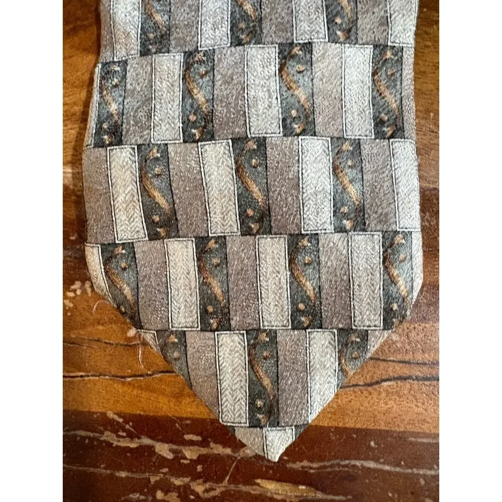 Pierre Cardin 100% Silk Men’s Tie Gray Taupe Geometric Abstract Necktie long 62”